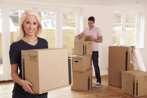 Collection and storage of household furniture in Southkensington